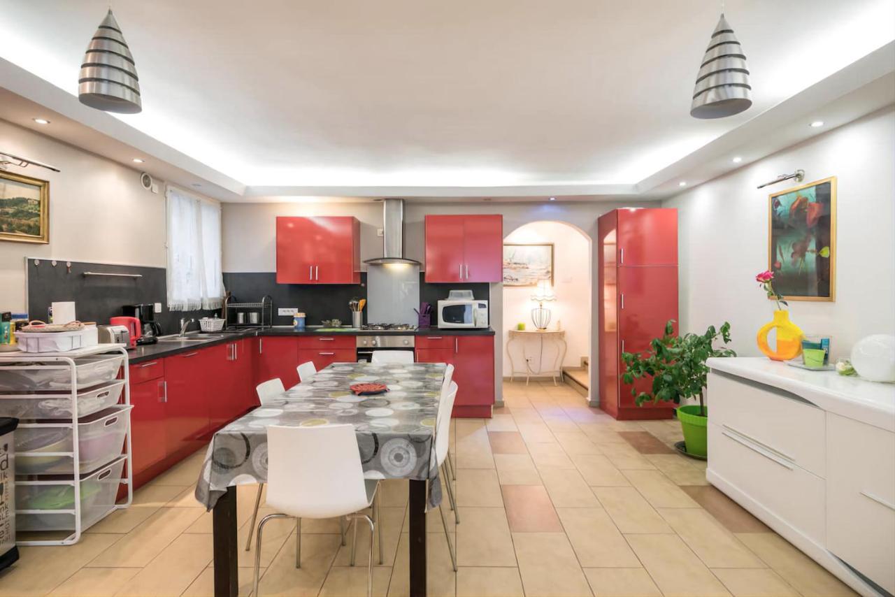 Appartement Indépendant en maison à 15 MIN de LYON Saint-Symphorien-dʼOzon Extérieur photo