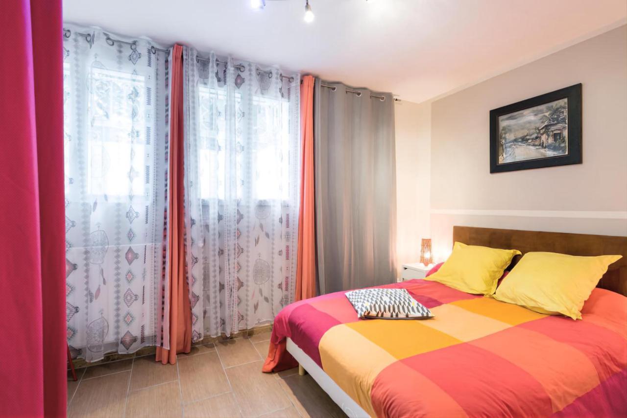 Appartement Indépendant en maison à 15 MIN de LYON Saint-Symphorien-dʼOzon Extérieur photo