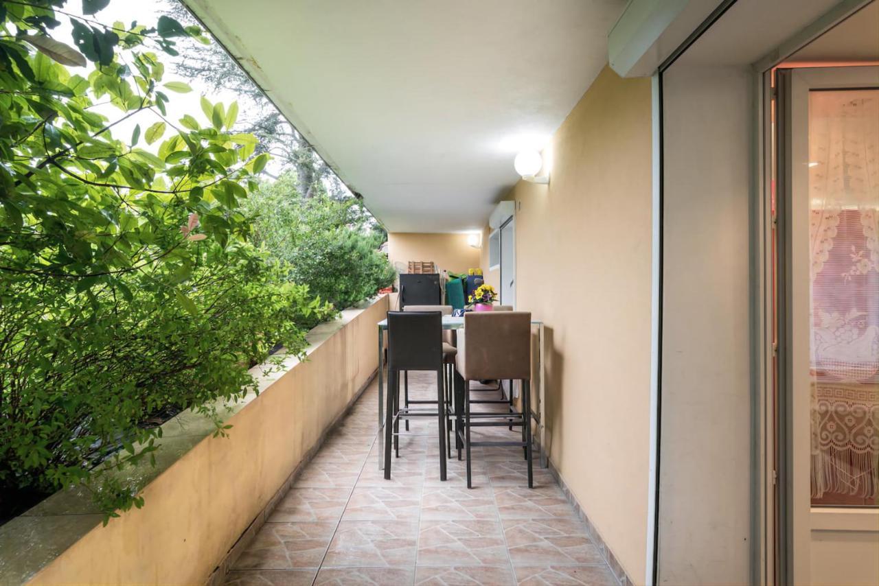 Appartement Indépendant en maison à 15 MIN de LYON Saint-Symphorien-dʼOzon Extérieur photo